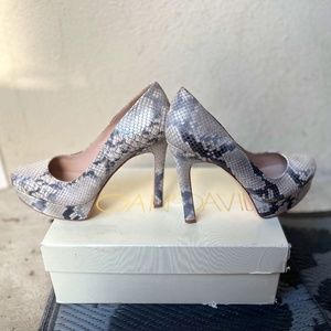 JOAN & DAVID Leather, High heels with Hidden Platform, size 7.5, M width